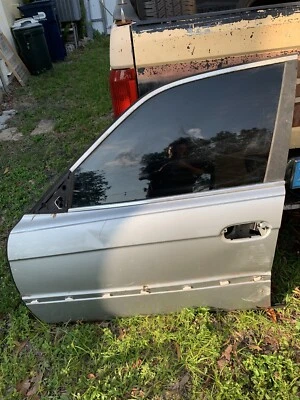 VENTANA CRISTAL PUERTA CONDUCTOR BMW E38 740IL 750IL (1995-2001) Foto 1 de 3