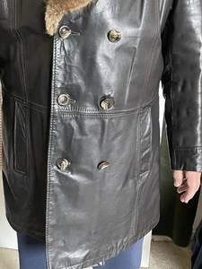 Echter Schwarzer Ledermantel, Gefüttert, Mit Fuchsfellkragen, Gr. 52 m/w - Bild 1 von 3