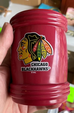 Chicago Blackhawks Vintage Magnetic NHL Beverage Holder Cover