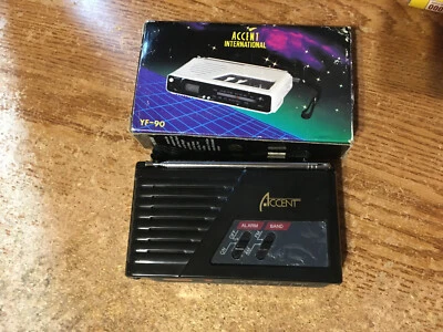ACCENT POCKET CLOCK RADIO YF-90 / WRONGWAY052 - Image 1 of 4