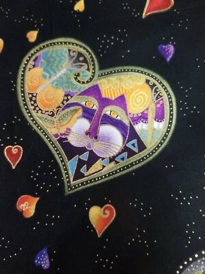  LAUREL BURCH Fabulous Felines estampado de corazón en negro metálico Y1112-31M Foto 1 de 4