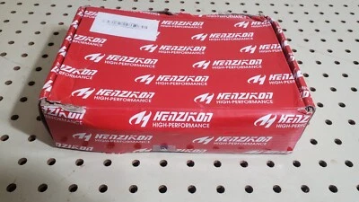 New Sealed Henzikon Lexus LX570 Rear Brake Pads (4 pcs), Part No. P16061F - Image 1 of 3