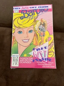 BARBIE #1 - PRIMERA IMPRESIÓN CON TARJETA DE CRÉDITO DORADA - 9.4 CASI COMO NUEVA - Imagen 1 de 2
