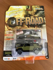 JOHNNY LIGHTNING Street Freaks 2007 Green Toyota FJ Cruiser OFF ROAD truck - Picture 1 of 2