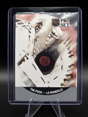 The Puck 1990 Pro Set Card 705 🏒 Short Print - Image 1 of 2