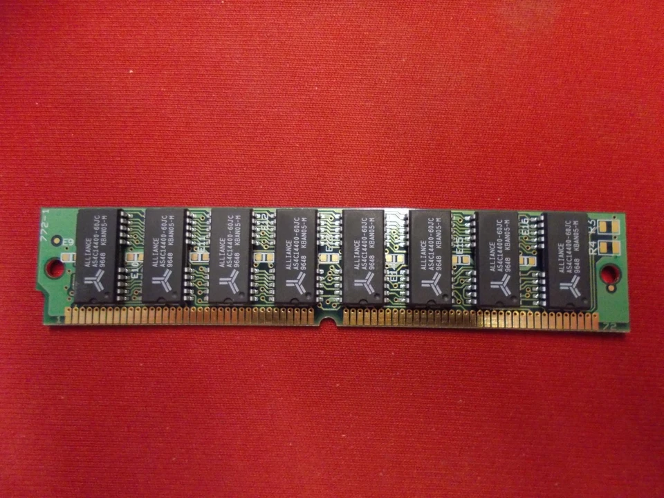 Alliance, 16 MB (2x 8 MB), 72 Pin, EDO RAM, AS4C14400-60JC. #SU-357 - Image 1 of 2