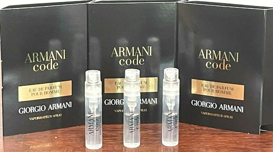 3x ARMANI CODE POUR HOMME GIORGIO ARMANI 0,04 oz / 1,2 ml ea EDP muestras en aerosol NUEVO Foto 1 de 1