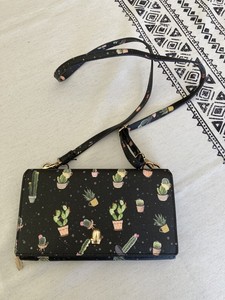 parfois sling bag price