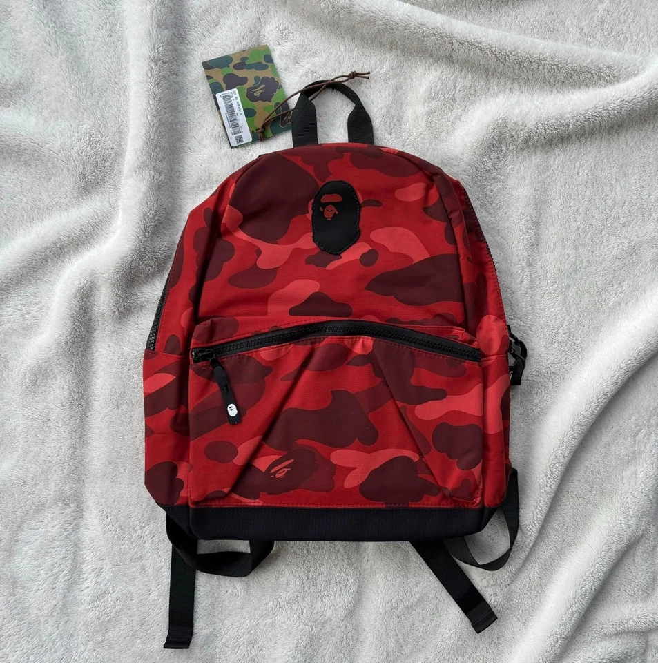 Bolso Mochila Bape Rojo/Negro Camuflaje Cabeza de Mono - Auténtico - Nuevo Foto 1 de 1