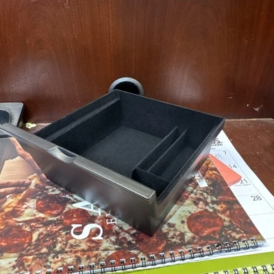Bandeja organizadora de consola central para Tesla Model3/Y cajón oculto caja de almacenamiento Foto 1 de 3