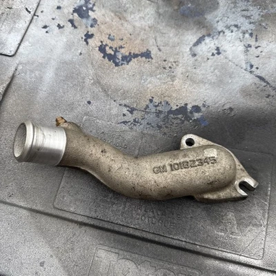 Адаптер водяного разъема GM 3,1 л 3,4 л 3,5 л Buick Chevy Pontiac 10182345 - Изображение 1 из 4