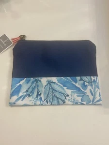 NWT Hallmark Pencil Pouch Make-Up Bag Blue Floral 6"x8" - Picture 1 of 4