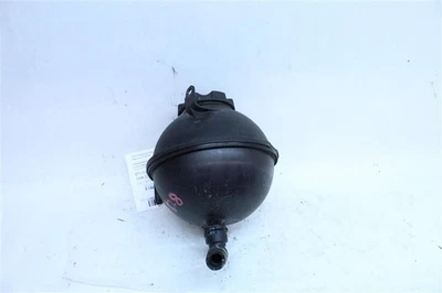 RADIATOR OVERFLOW BOTTLE Nissan NV200 2013 13 2014 14 2015 15 1119586 Foto 1 de 4