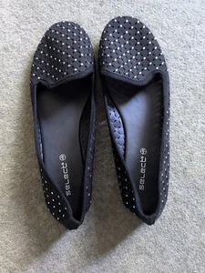 Black Sparkly Sequin Slip On Shoes Size 6 Made Of Soft But Sturdy Material - Picture 1 of 4