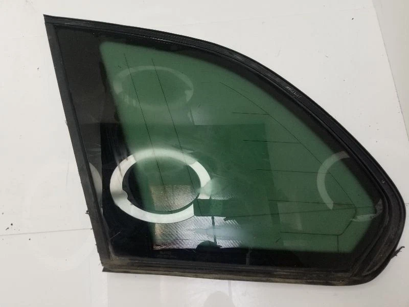 Driver Left Quarter Glass Without Privacy Tint Fits 00-06 BMW X5 515134 - Image 1 of 4