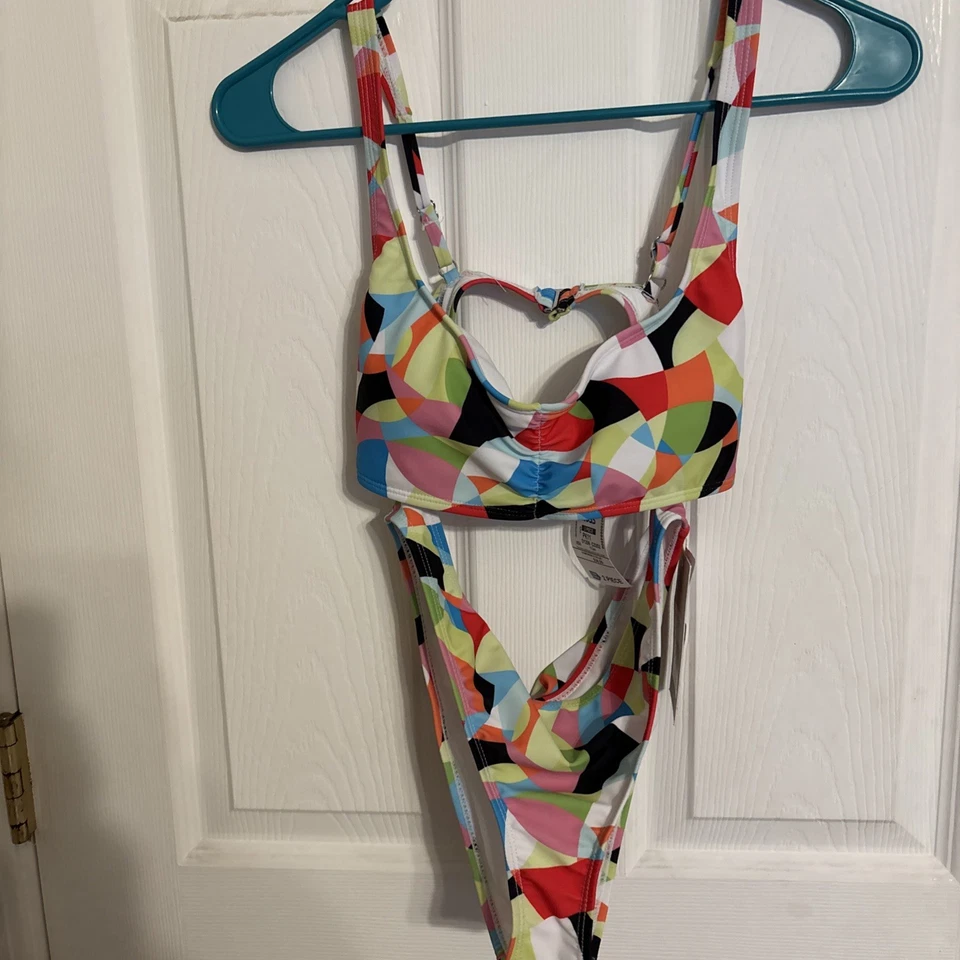 NUEVO CON ETIQUETAS PARA MUJER OP OCEAN PACIFIC BIKINI ESTAMPADO GEOMÉTRICO CONJUNTO DE 2 PIEZAS TALLA MEDIANA Foto 1 de 1