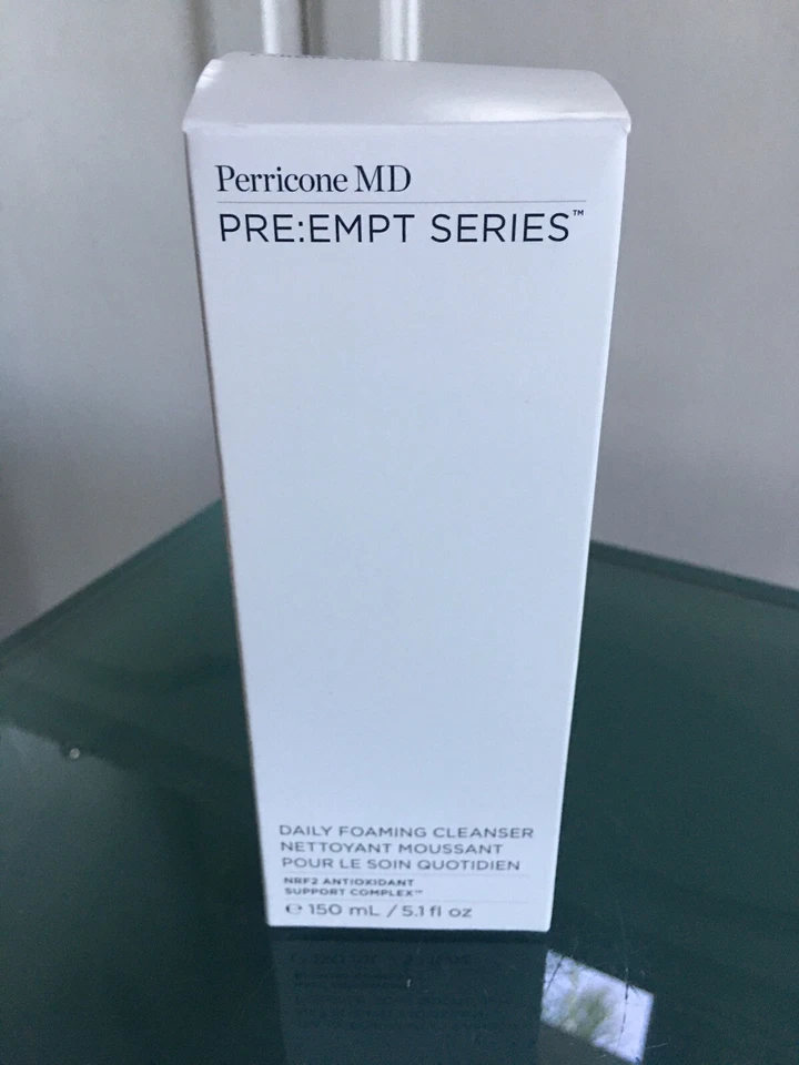 Limpiador espumoso diario sin aceite Perricone MD (descontinuado) 5,1 fl oz Foto 1 de 4