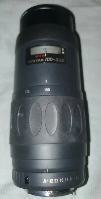 Pentax 100-300mm f/4.5-5.6 SMC Zoom Lens with Tiffen 58MM Sky 1-A (N) - Image 1 of 4
