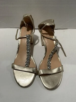 Sandalia de tacón Jewel Badgley Mischka para mujer Lindsey color dorado talla 10 Foto 1 de 4