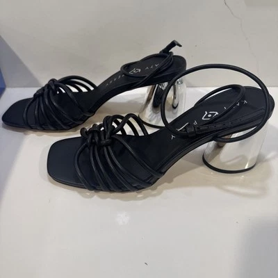 Sandalia Katy Perry Tacón Bloque Anudada The Timmer Negra Talla 8.5 Foto 1 de 4