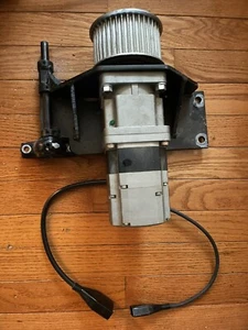 Stepping Motor Oriental Motor ARM98MC-H100 Stepper ARM98MC 5Ph 3.28Vdc 1.13A 0.3 - Picture 1 of 10