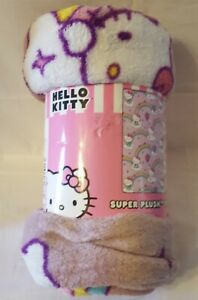 Hello Kitty Balloons and Rainbows Super Plush Throw 46" x 60" New in Packaging