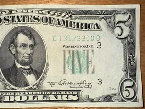 $5 1950 ((CHOICE CU)) Federal Reserve Note Philadelphia fancy serial number  - Picture 1 of 4