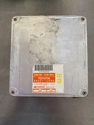 8966112490 Unidad de control del motor Toyota Corolla 1990 módulo ECU 89661-12490 Foto 1 de 2