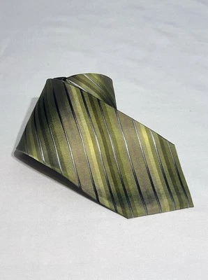 Corbata de seda para hombre Van Heusen verde negro rayas 58 1/2 pulgadas (L:T3) Foto 1 de 4