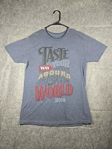 T-Shirt Uomo Parchi Disney "Assaggia il Mondo" Blu • Medium - Foto 1 di 6
