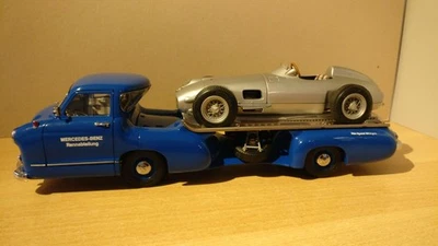 CMC 1:18 Renntransporter + W 196 - Bild 1 von 4
