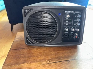 Mackie SRM-150 Compact Powered PA - Gris - Imagen 1 de 6