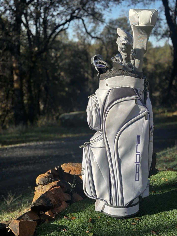 Cobra Bio Cell S Ladies RH Complete Set Driver 5W 4-5H Hybrids 6-SW Putter Bag - Image 1 of 4