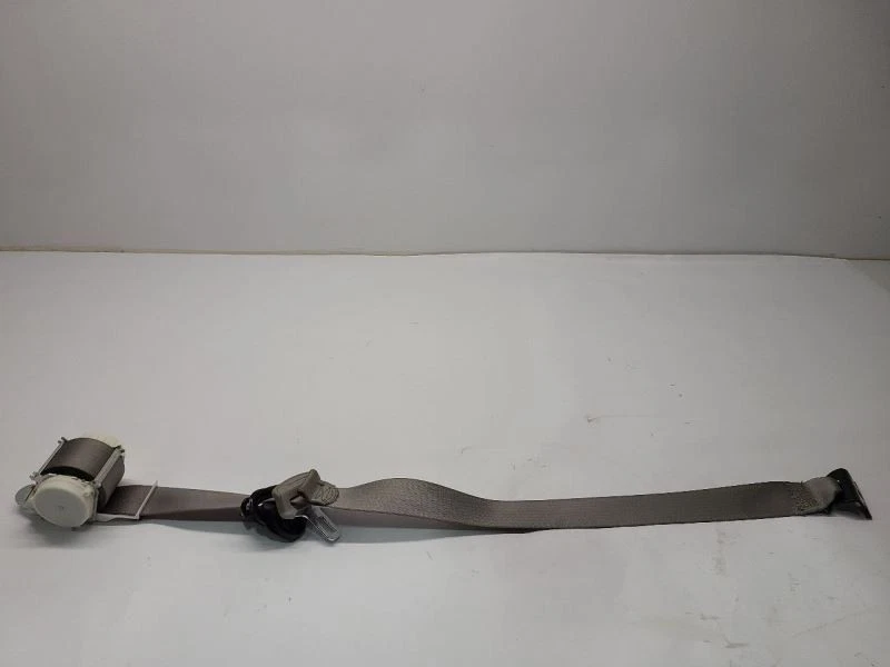 2007-2014 CHEVROLET SILVERADO 1500 RIGHT RH REAR RETRACTOR GRAY Foto 1 de 4