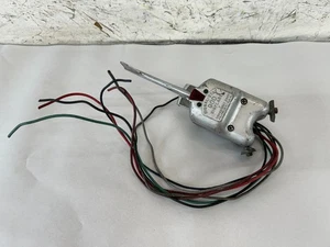 Vintage Signal-Stat 900 Sigflare Turn Signal Switch - Picture 1 of 9