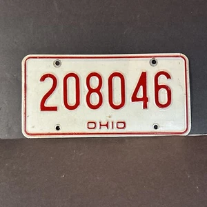 VINTAGE CAR AUTO EXPIRED LICENSE PLATE OHIO 208046 CHEVY FORD DODGE - Picture 1 of 5