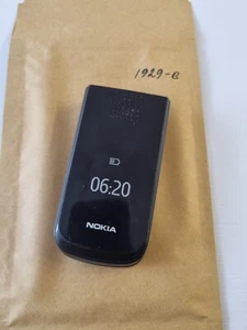 NOKIA 2720 BLACK BIG BUTTON FLIP PHONE SIM FREE - UNLOCKED - Afbeelding 1 van 4