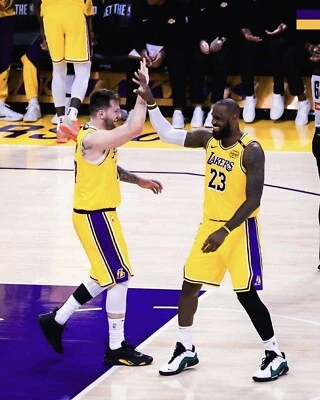 Luka Doncic Los Angeles Lakers Unsigned 8x10 Glossy Photo Fast Shipping - Image 1 of 2