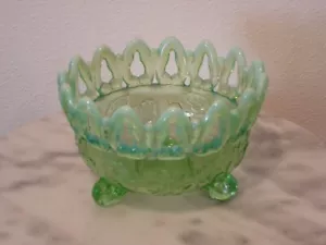 Northwood Shell and Wild Rose Green Opalescent Footed Nut Dish Signed - Picture 1 of 3
