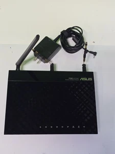 ASUS RT-N66U Dark Knight Double 450Mbps Wifi 4-Port N Router gebraucht - Bild 1 von 7