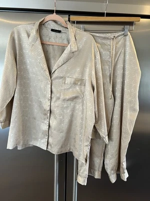 Conjunto de pijama Natori XL para mujer 2 piezas color tostado infinito pantalones recortados estampado asiático LEER Foto 1 de 4