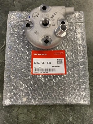 Cubierta de culata genuina OEM Honda 1996-2004 CR80R/RB CR85R/RB 12201-GBF-841 Foto 1 de 4