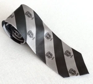 LUNDIN Golf Club 100% Silk Tie Grey Stripe Crest 1868 4" Wide 55" Long Scotland - Picture 1 of 6