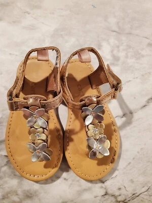 Sandalia Carter's Niños Niña Nala Flor T-Strap, Multi, Talla 5.0 Foto 1 de 4