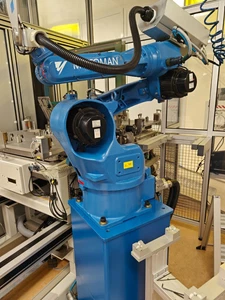 Motoman XRC+YR-UP6-A00, 5-Achs Roboter* - Bild 1 von 6