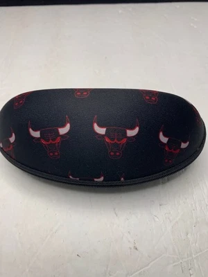 Chicago Bulls Logo Youth Kids Eyeglass Zipper Closing Case Black & Red - Image 1 of 2