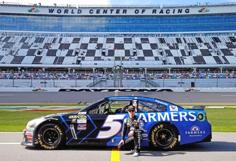 Kasey Kahne NASCAR 2016 Daytona 500 13"x19" Poster Gloss Photo Print Cover