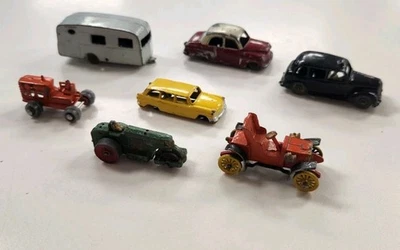 Лот винтажных литых машинок Англия Lesney Austin такси и т. д... Лот из 7 старых литых моделей  - Изображение 1 из 4