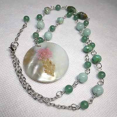 Collar Artesanal Malasia Vidrio Jade Tono Plateado 23 pulgadas Concha de Cadena con Cuentas... Foto 1 de 4