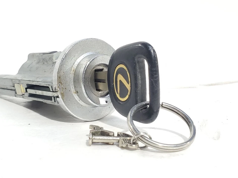 Оригинальный выключатель зажигания с цилиндрами замка багажника ключа и двери 1992 2000 Lexus SC400 - Изображение 1 из 4